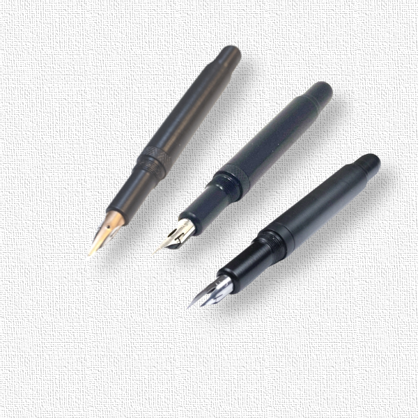 Collection of pens containing Zebra Manga G nibs