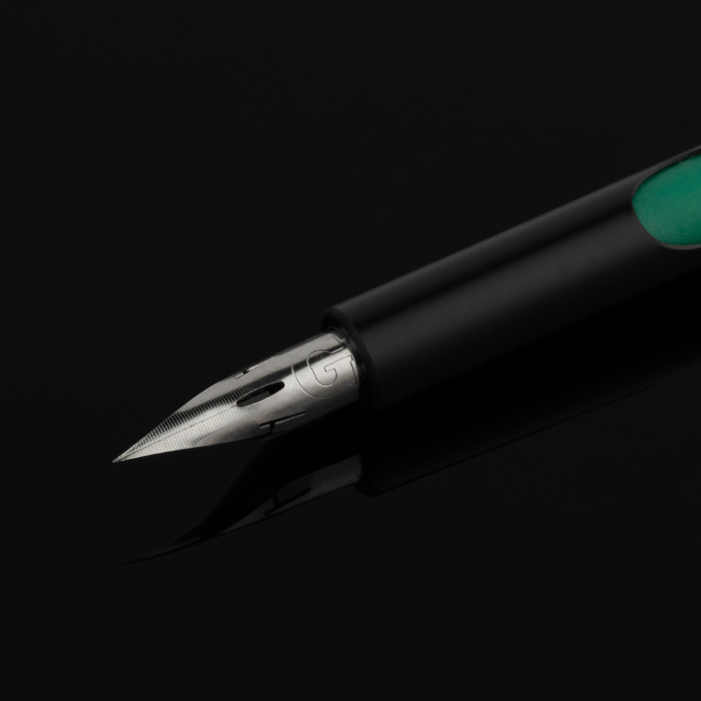 Manga G Tachikawa Klassischer Pumpstift