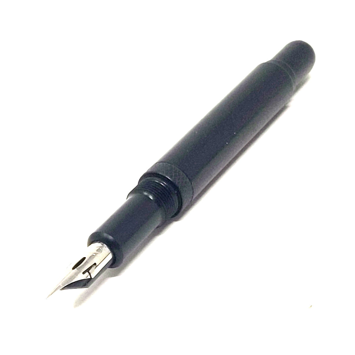 Manga G Classic Fountain Pen with overfeed on white background