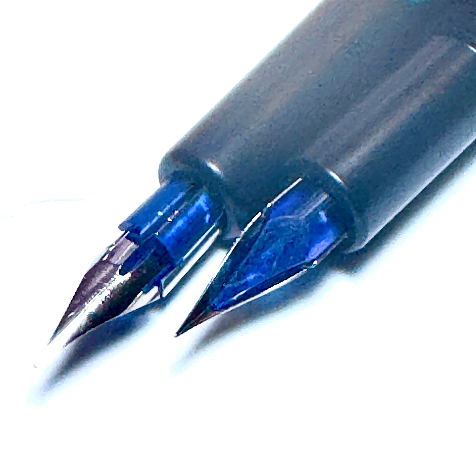 Squeeze feeds for Manga G pens