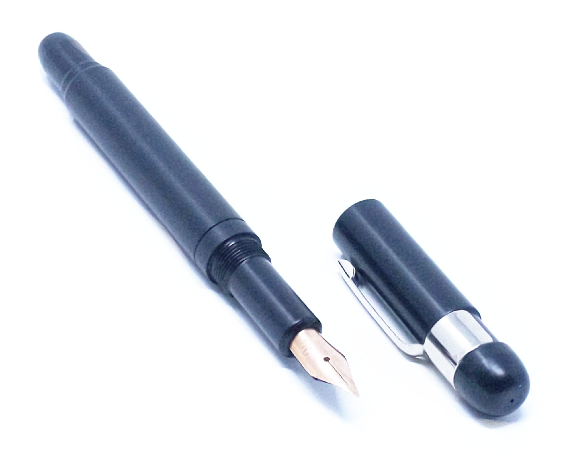 Super Sketch Classic Fountain Pen with cap